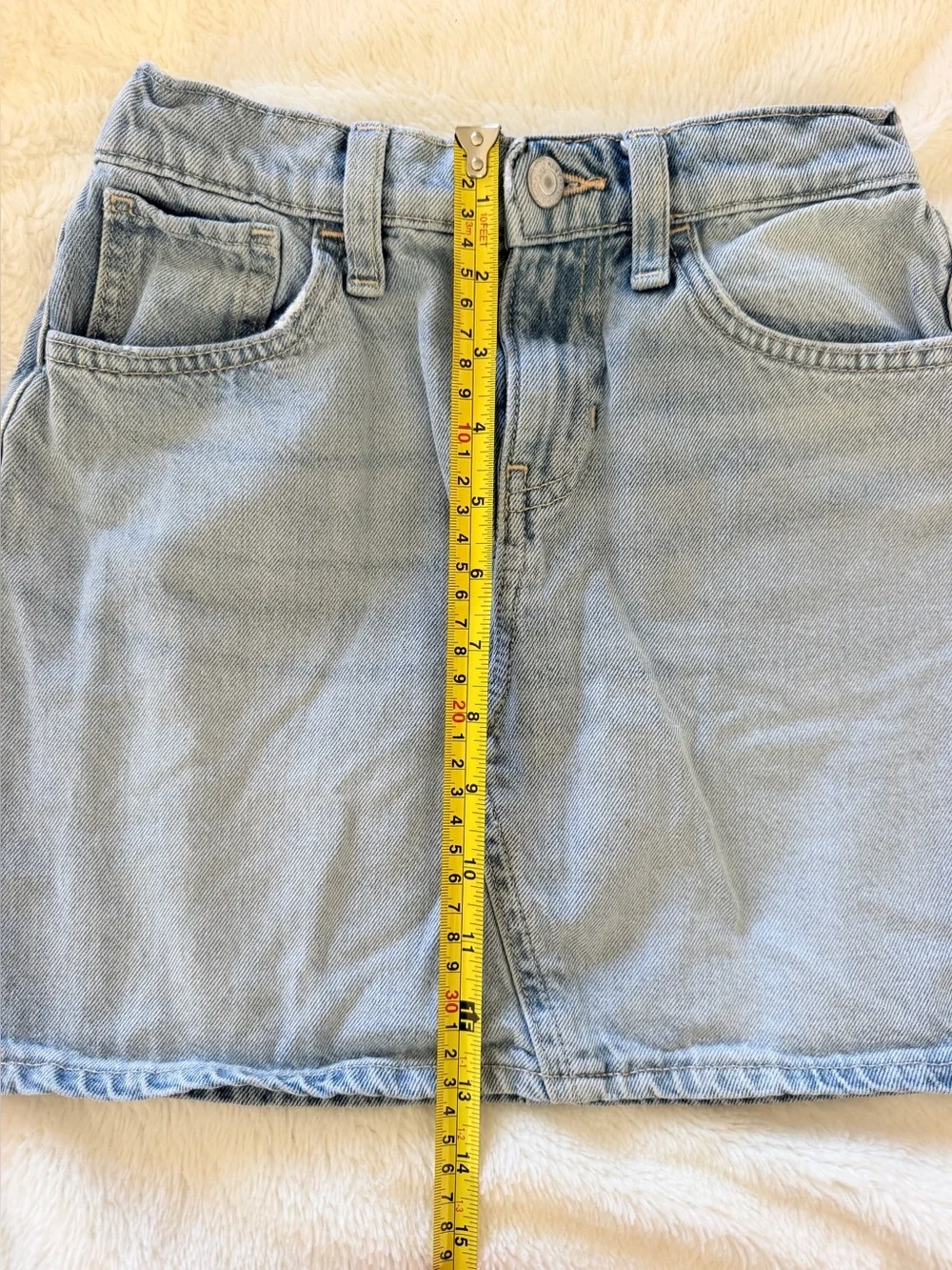 Old Navy Girls High-Waisted Jean Skirt Light Wash Size Large 10-12